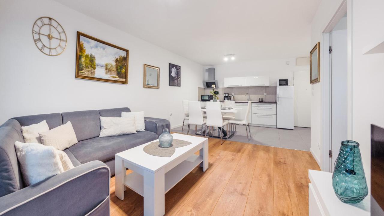 Apartamenty Sun & Snow Blizej Morza 코워브제크 외부 사진